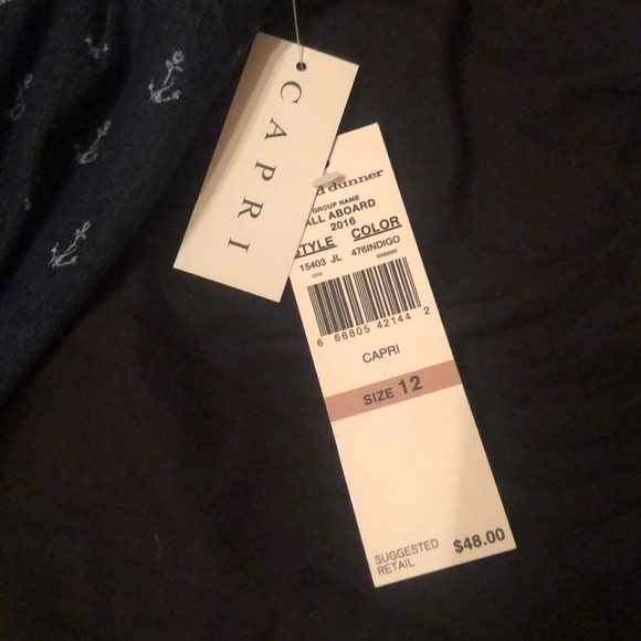 Capris - Picture 2 of 2